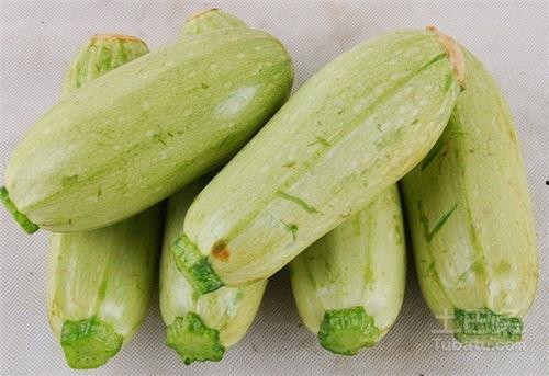 吃瓜就吃生瓜,揭秘吃瓜群众的生瓜情结  第1张